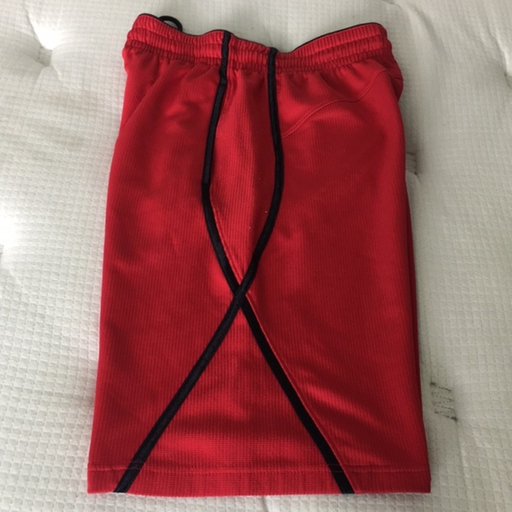 Men CHAMPS Basketball shorts size M